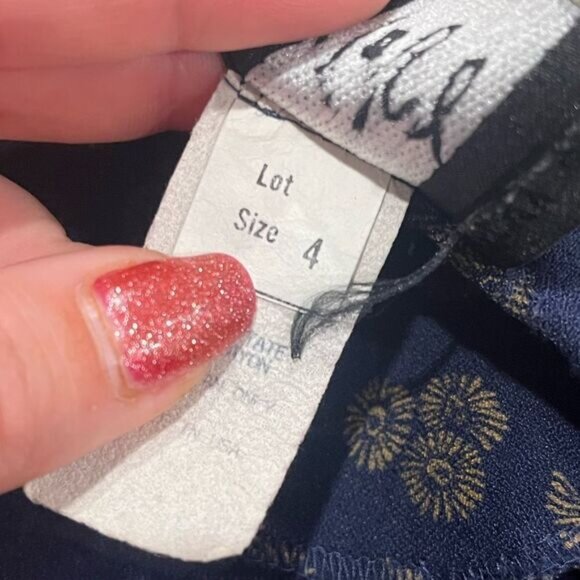 Toby Vintage Navy Blue Fan Print Wrap Blouse Long Sleeve Size 4 - Picture 5 of 5